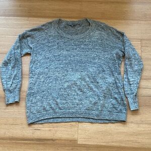 Vince  Crewneck oversized boxy sweater  light weight